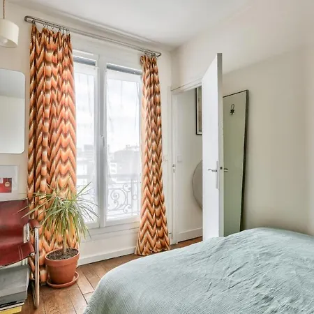 Cozy For 3 People - Montmartre Apartmán